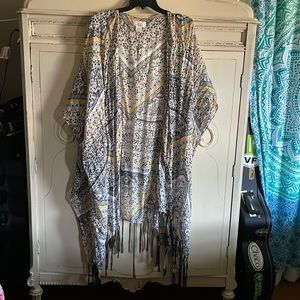 Ariat One Size long flowy shawl with tassels “Pappy’s Wrap”